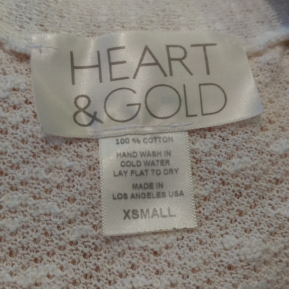 Sweetheart Neckline with Peplum Shape Blouse - Picture 3 of 3